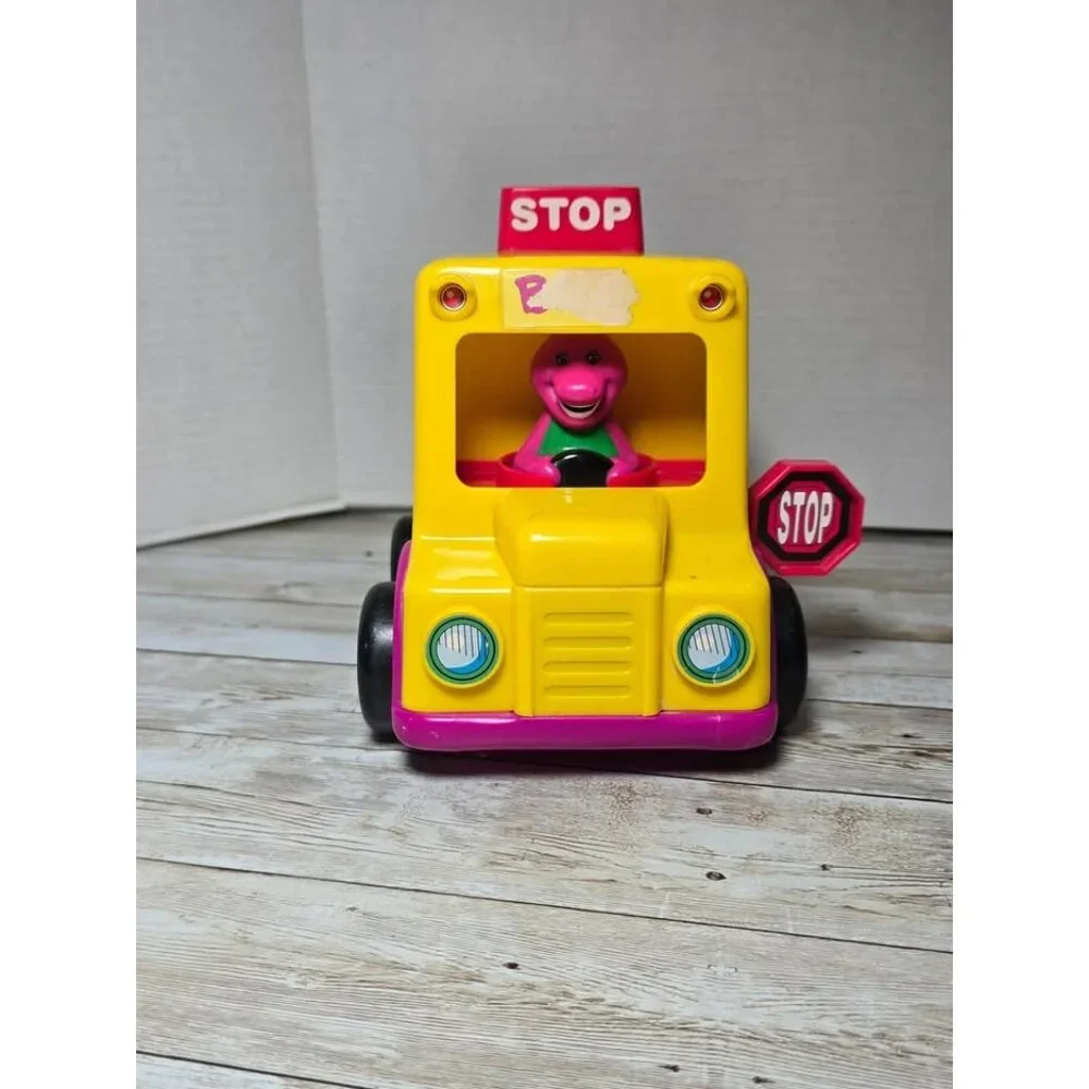 Lyons Group Vintage 1994 Barney School Bus Rolling Toy VIDEO‎